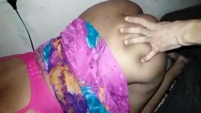 ஆஃபீஸ் போய் ஸீநியர் ஆஂடீ ஸரீ தூக்கிட்டு ஸெக்ஸ் செய்கிறான்