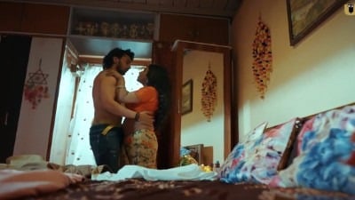 ௌந்தயா இளம் காதலன் பிக் பூப்ஸ் பிசைந்து ஹோட் ஊழ் பனுகிறான்