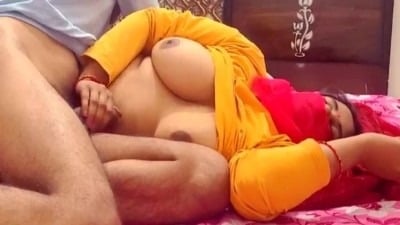 அம்மா தோழி மூலை சாப்பி பூண்டாய் ஃபக் செய்தேன்