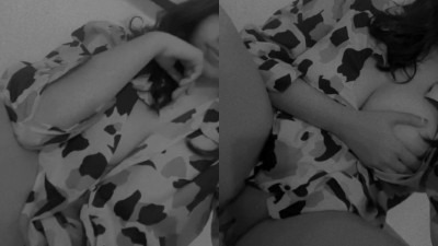 பேமஸ் சோர்ட் பிலிம் ஹெரோஇனே ஷர்ட் கழட்டி பூப்ஸ் பிசைகிறாள்